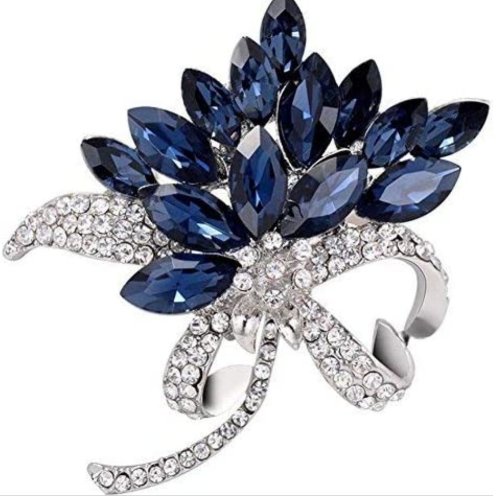 Flower Brooch Pin Crystal Rhinestones Breastpin for Wedding/Banquet/Bouquet